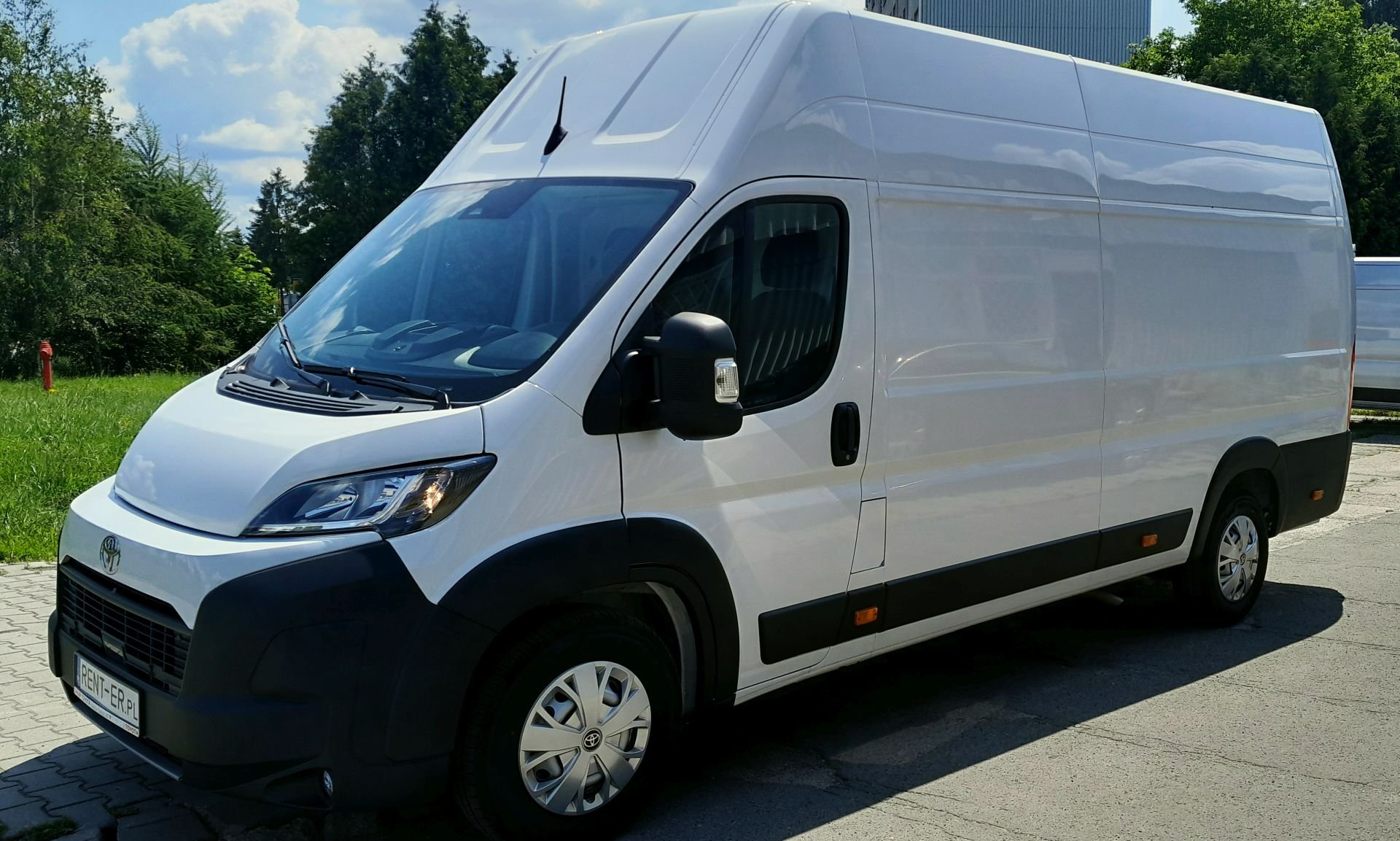 Wypożyczalnia busów dostawczych Rzeszów